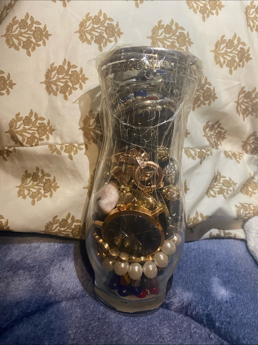 Assorted Gold-Toned Jewelry Bundle with Pearls